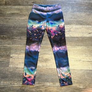 Mossimo mountain leggings